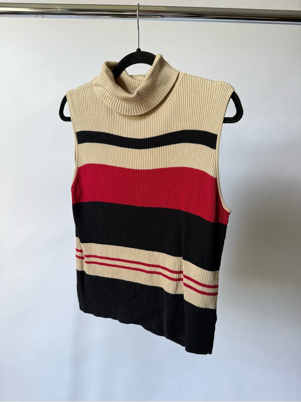 Sleeveless Turtleneck Stripe Knit Sweater - Cream, Black & Red